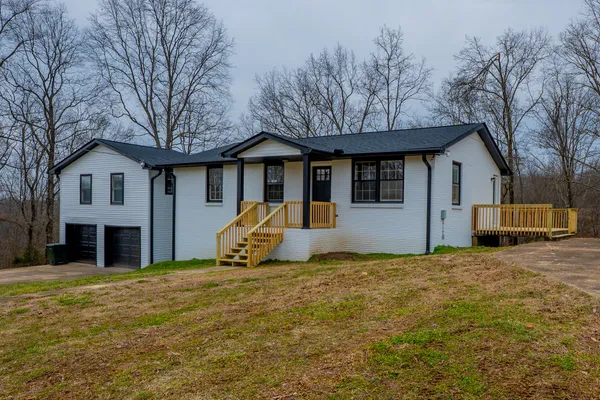 $349,900 | 622 Beech Street, Centerville, TN 37033