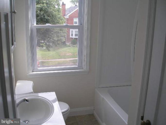1512 Burnwood Road Baltimore, MD 21239 - Photo 6 of 18 Bath #1