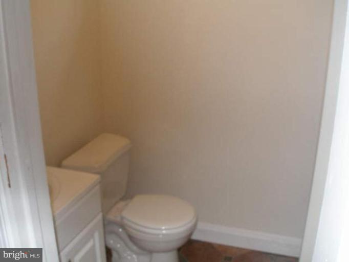 1512 Burnwood Road Baltimore, MD 21239 - Photo 7 of 18 Bath #2