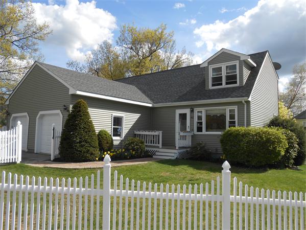 42 Santoro Road Worcester, MA 01606 - Photo 1 of 30 Gallery Image 1