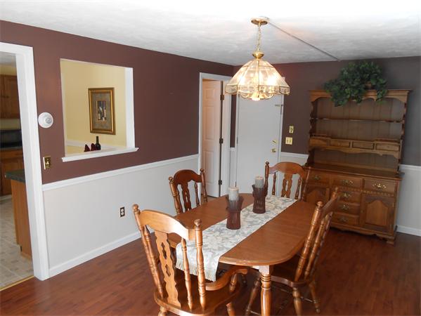 42 Santoro Road Worcester, MA 01606 - Photo 11 of 30 Gallery Image 11