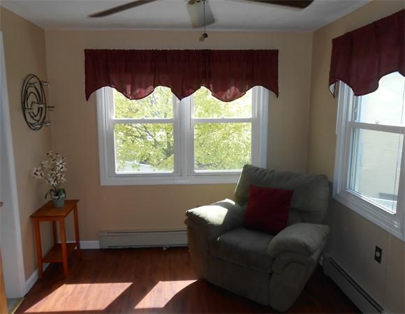 42 Santoro Road Worcester, MA 01606 - Photo 3 of 30 Gallery Image 3