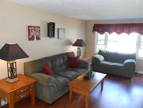 42 Santoro Road Worcester, MA 01606 - Photo 4 of 30 Gallery Image 4