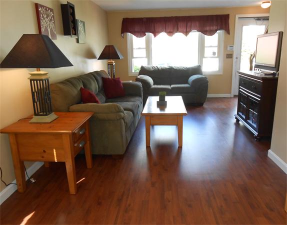42 Santoro Road Worcester, MA 01606 - Photo 5 of 30 Gallery Image 5