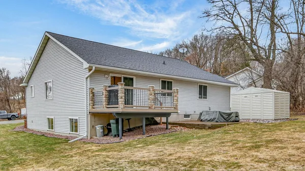 $384,900 | 305 Arbor Hill Circle, Eau Claire, WI 54703
