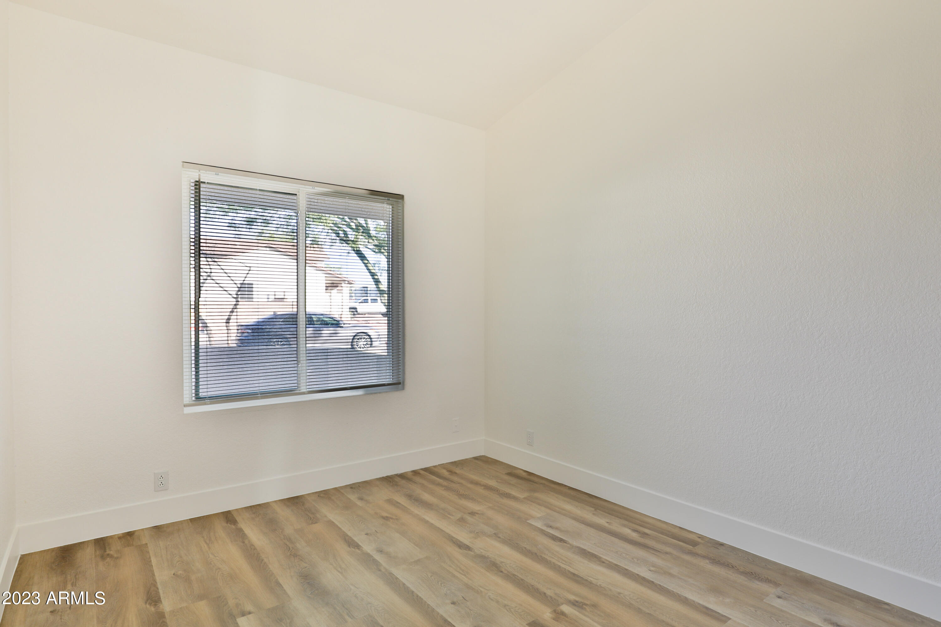 8783 West Ocotillo Road Glendale, AZ 85305 - Photo 13 of 30 13-IMG_0013
