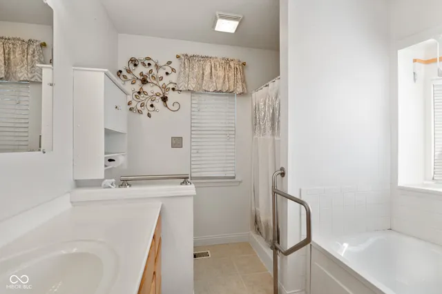 $360,000 | 683 Parkside Drive, Martinsville, IN 46151