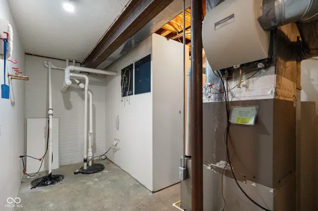 $360,000 | 683 Parkside Drive, Martinsville, IN 46151