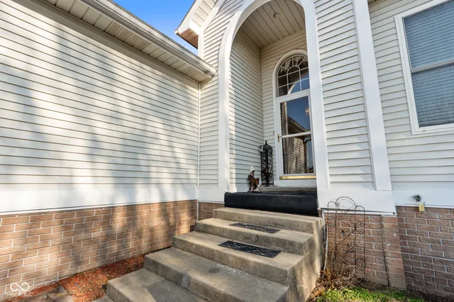 $360,000 | 683 Parkside Drive, Martinsville, IN 46151