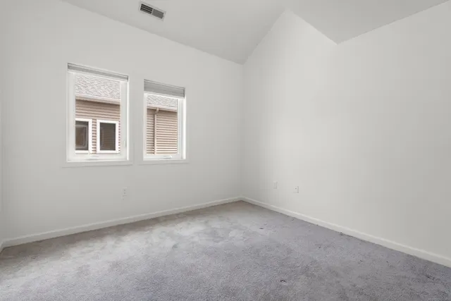 $2,700 | 2660 North Avenue, Unit 238, Bridgeport, CT 06604