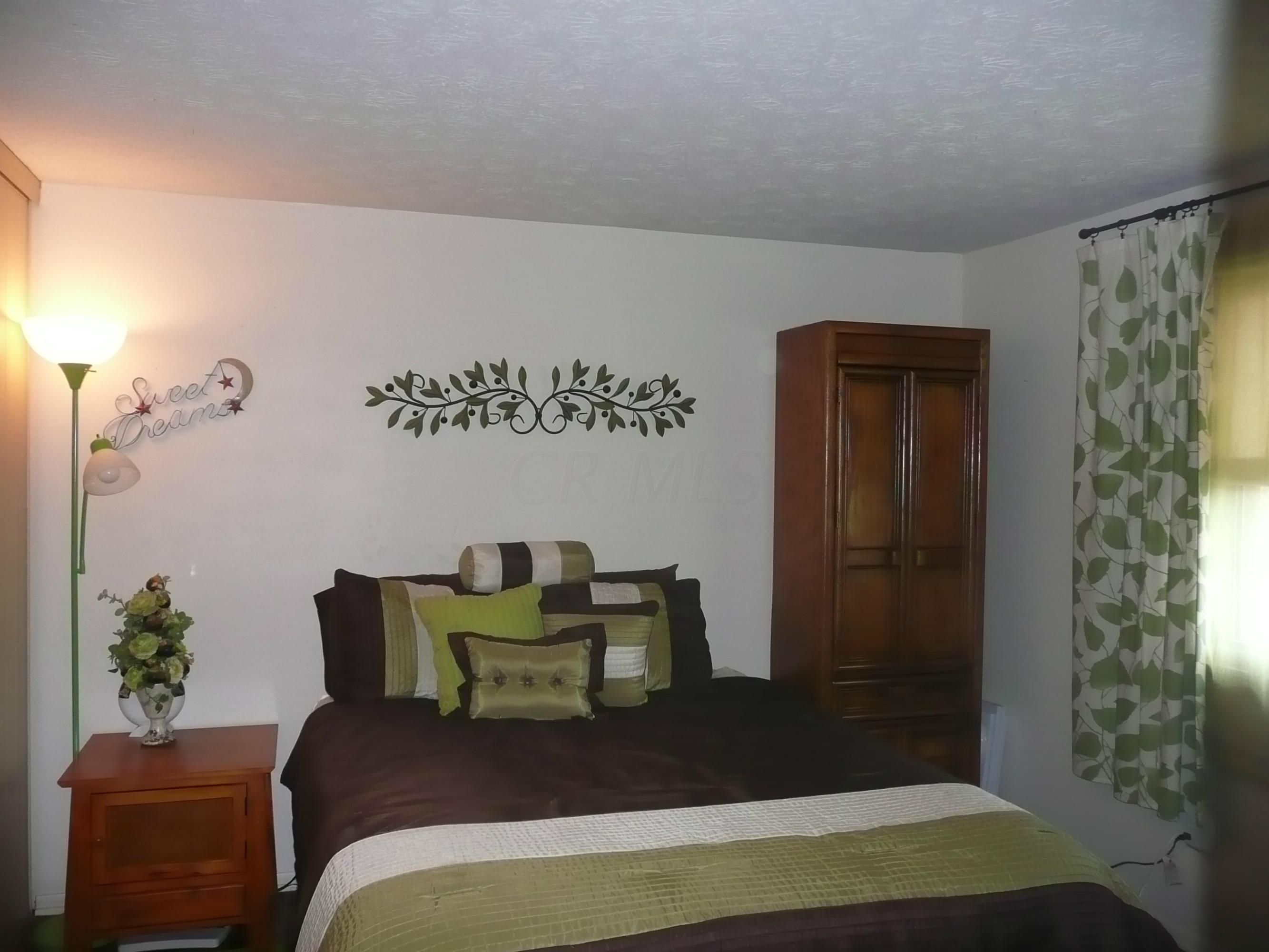3164 Portman Road Columbus, OH 43232 - Photo 13 of 21 Gallery Image 13