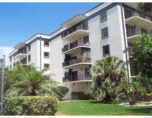 2677 South Ocean Boulevard, Unit 22 Boca Raton, FL 33432 - Photo 3 of 7 Additional Photo