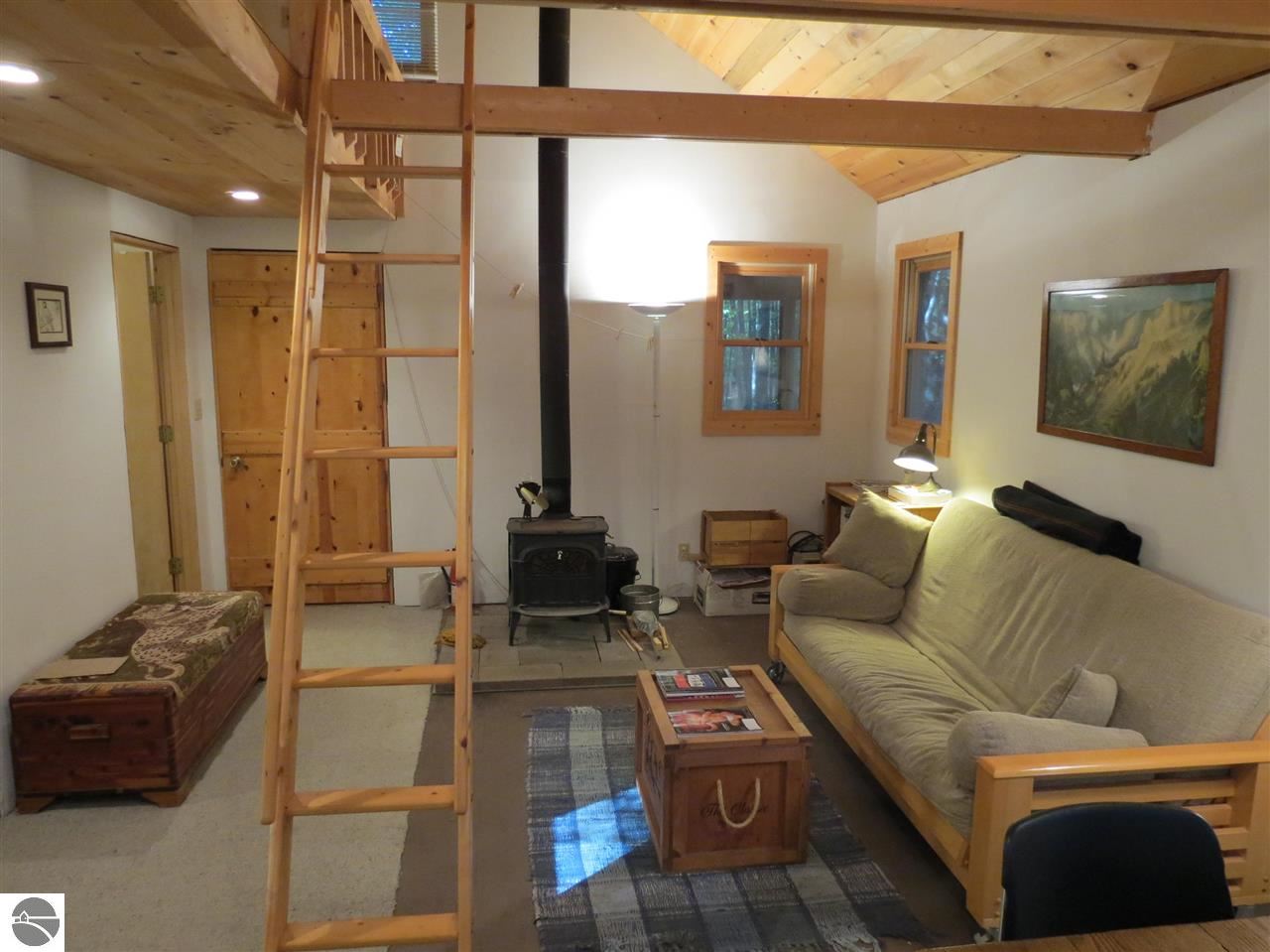 18541 Moore Road Thompsonville, MI 49683 - Photo 4 of 18 1777273-3.JPG
