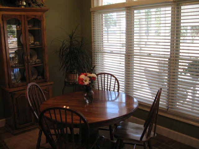 114 Lakeridge Drive Fairhope, AL 36532 - Photo 6 of 19 Breakfast Room