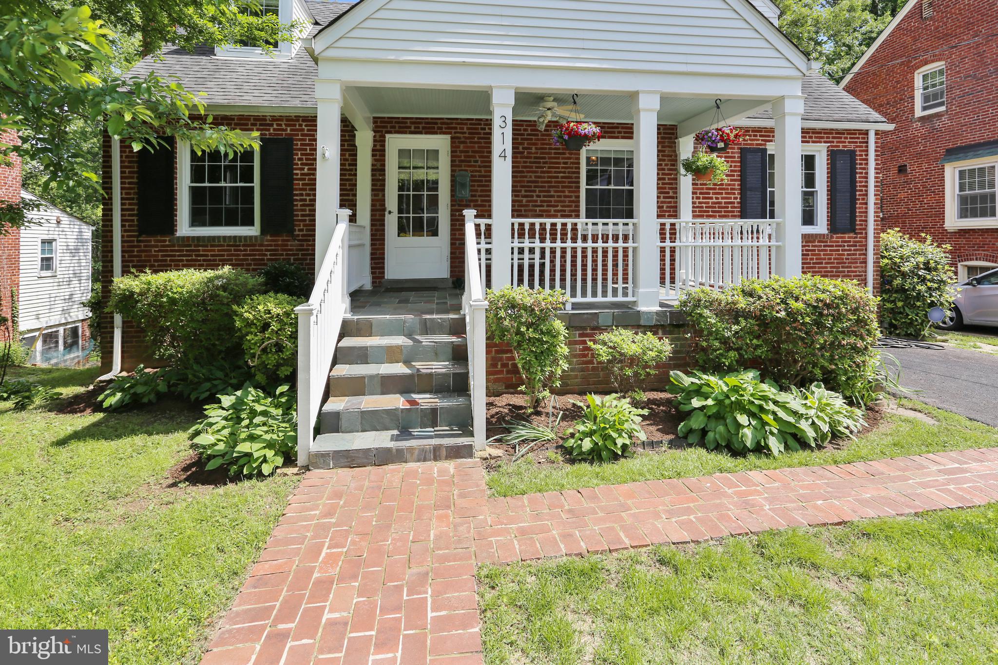 314 Penwood Road Silver Spring, MD 20901 - Photo 2 of 39 Gallery Image 2