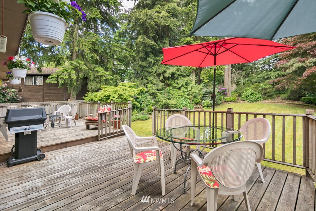 18328 Baldwin Road Bothell, WA 98012 - Photo 21 of 24