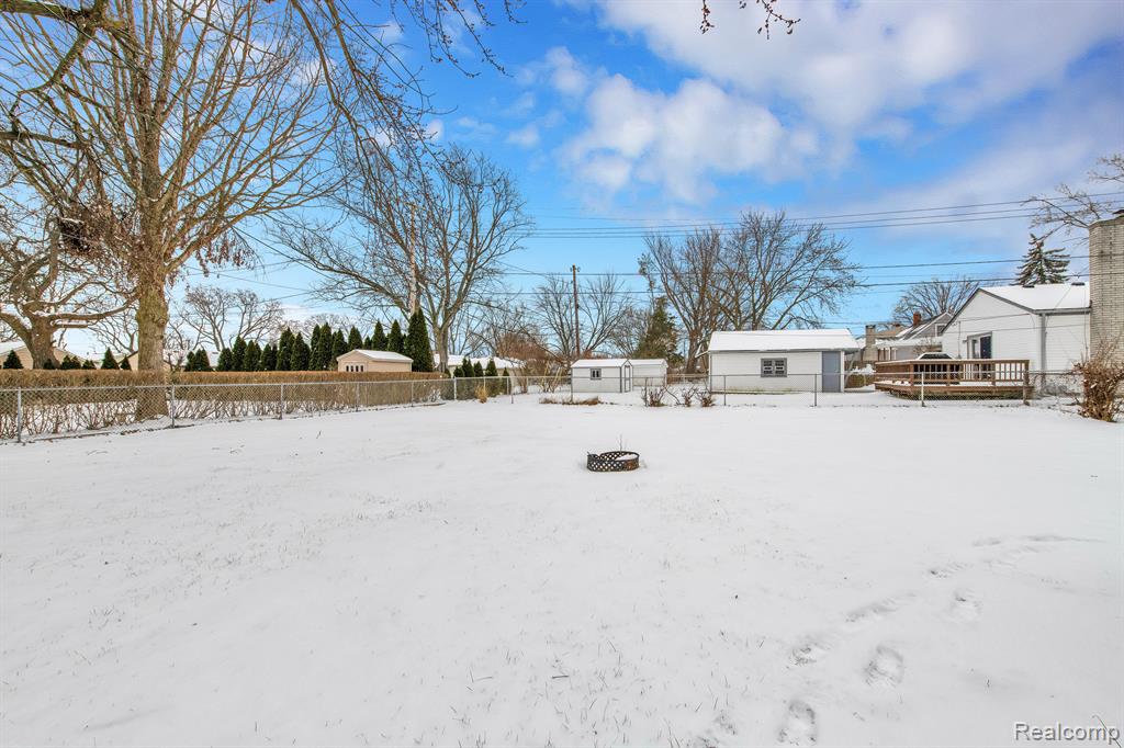 1919 West 14 Mile Road Royal Oak, MI 48073 - Photo 17 of 22