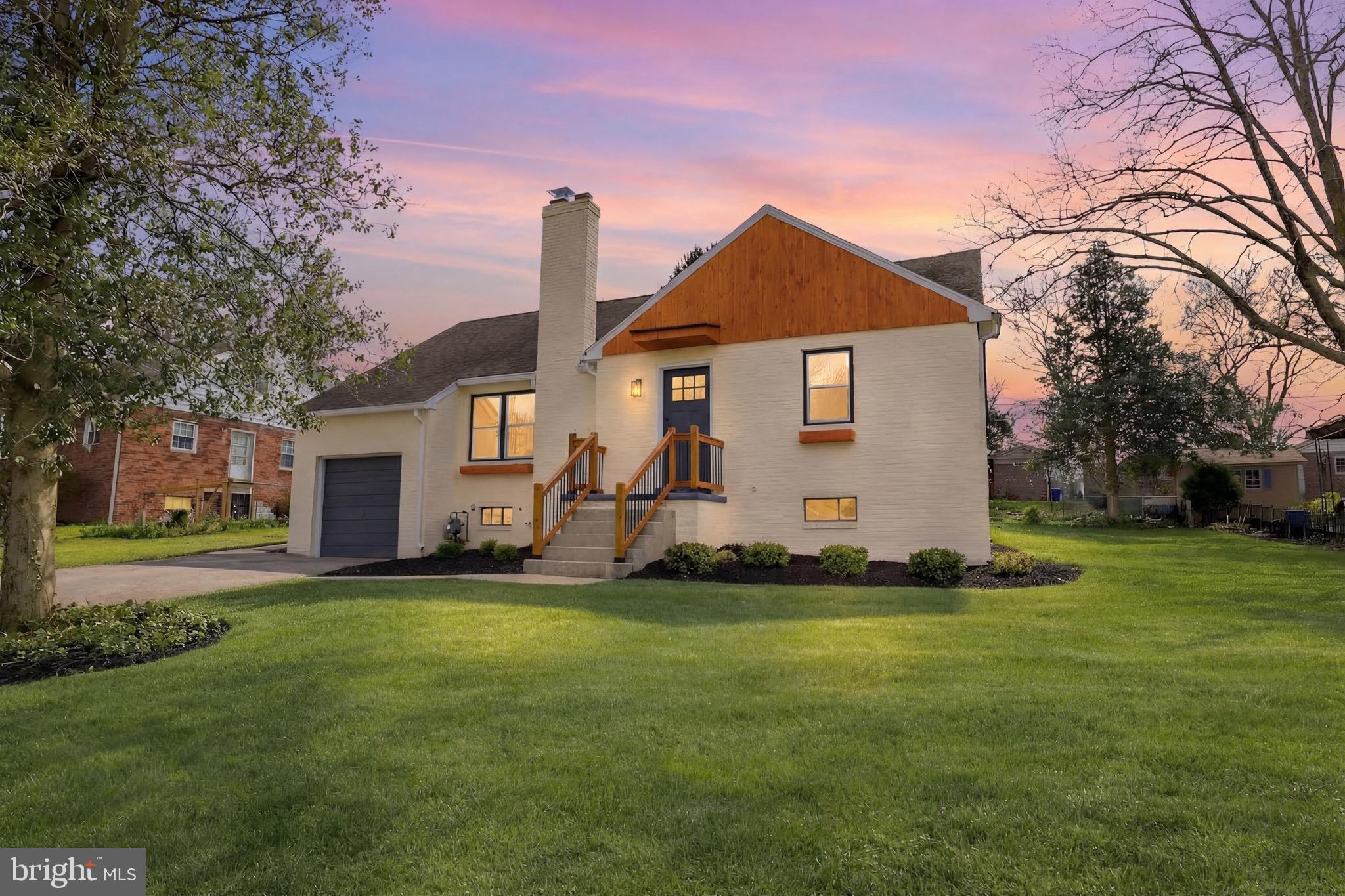 808 Rathton Road York, PA 17403 - Photo 2 of 55