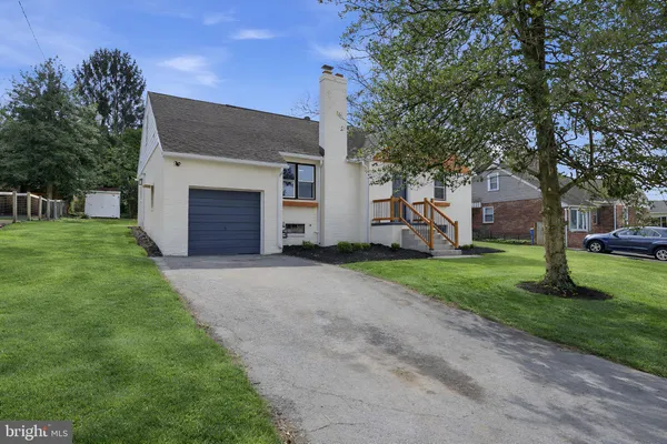 $339,900 | 808 Rathton Road, York, PA 17403