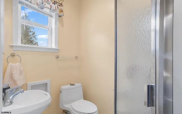 $340,000 | 302 Tunis Avenue, Pleasantville, NJ 08232