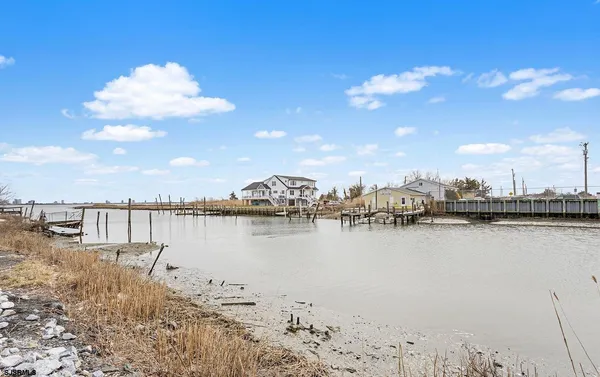 $340,000 | 302 Tunis Avenue, Pleasantville, NJ 08232