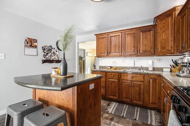 $402,500 | 5980 North 1080 West, Shipshewana, IN 46565