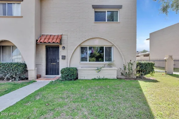 $2,500 | 6829 East Osborn Road, Unit A, Scottsdale, AZ 85251