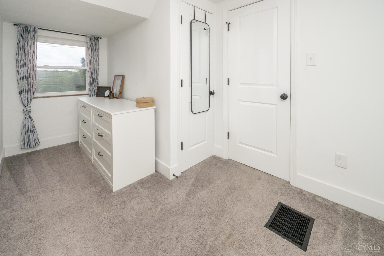4241 Race Road Cincinnati, OH 45211 - Photo 34 of 53 Gallery Image 34