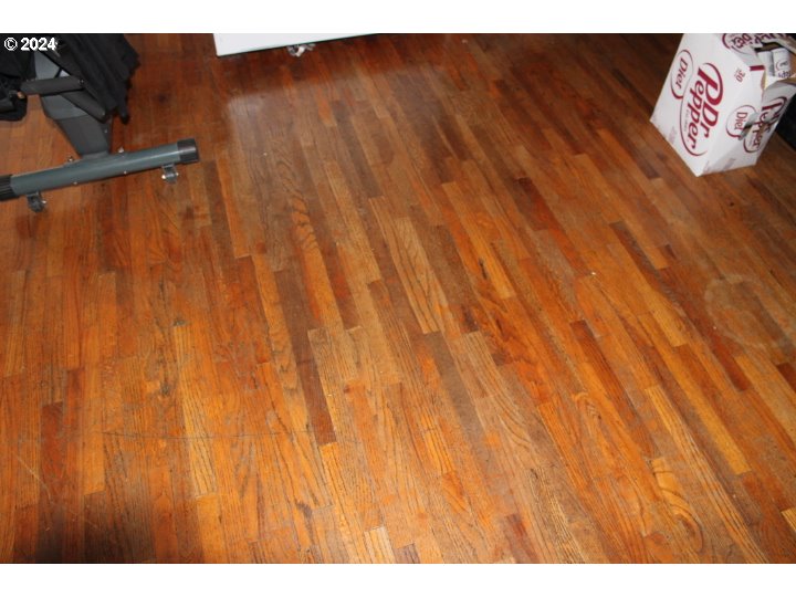 848 N Street Springfield, OR 97477 - Photo 31 of 33 a view of outdoor space with wooden floor