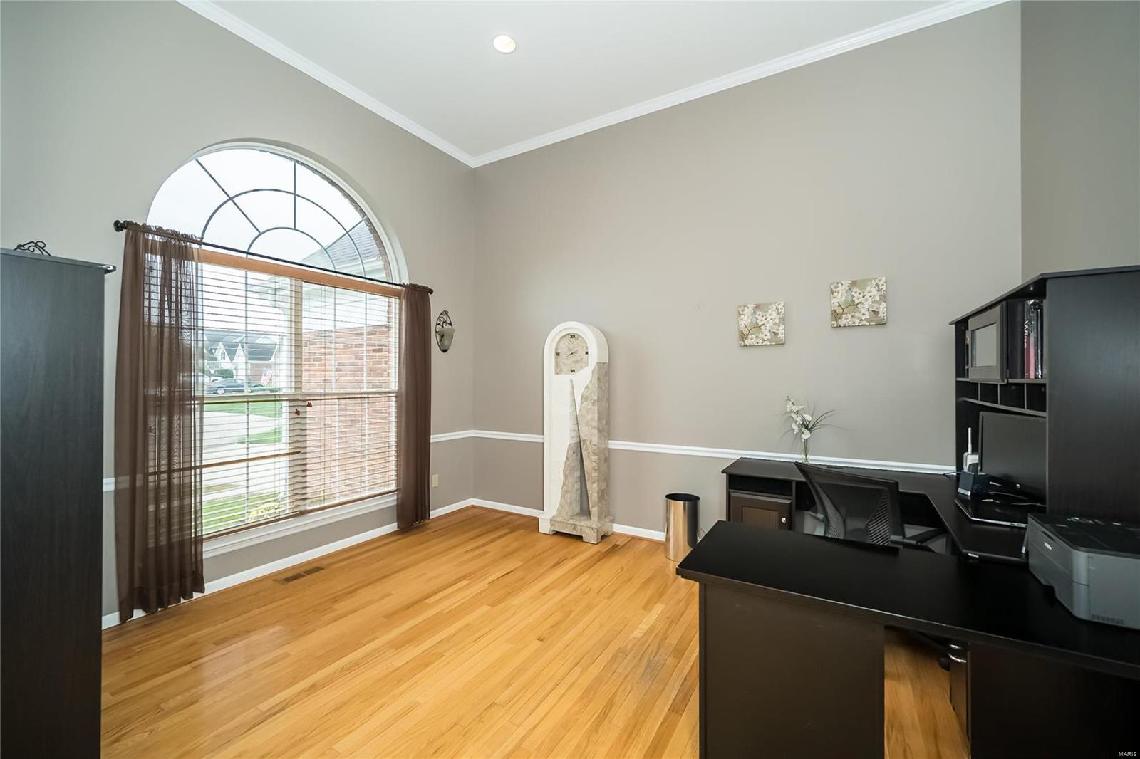 1229 Bluffview Ridge Drive Chesterfield, MO 63005 - Photo 6 of 46