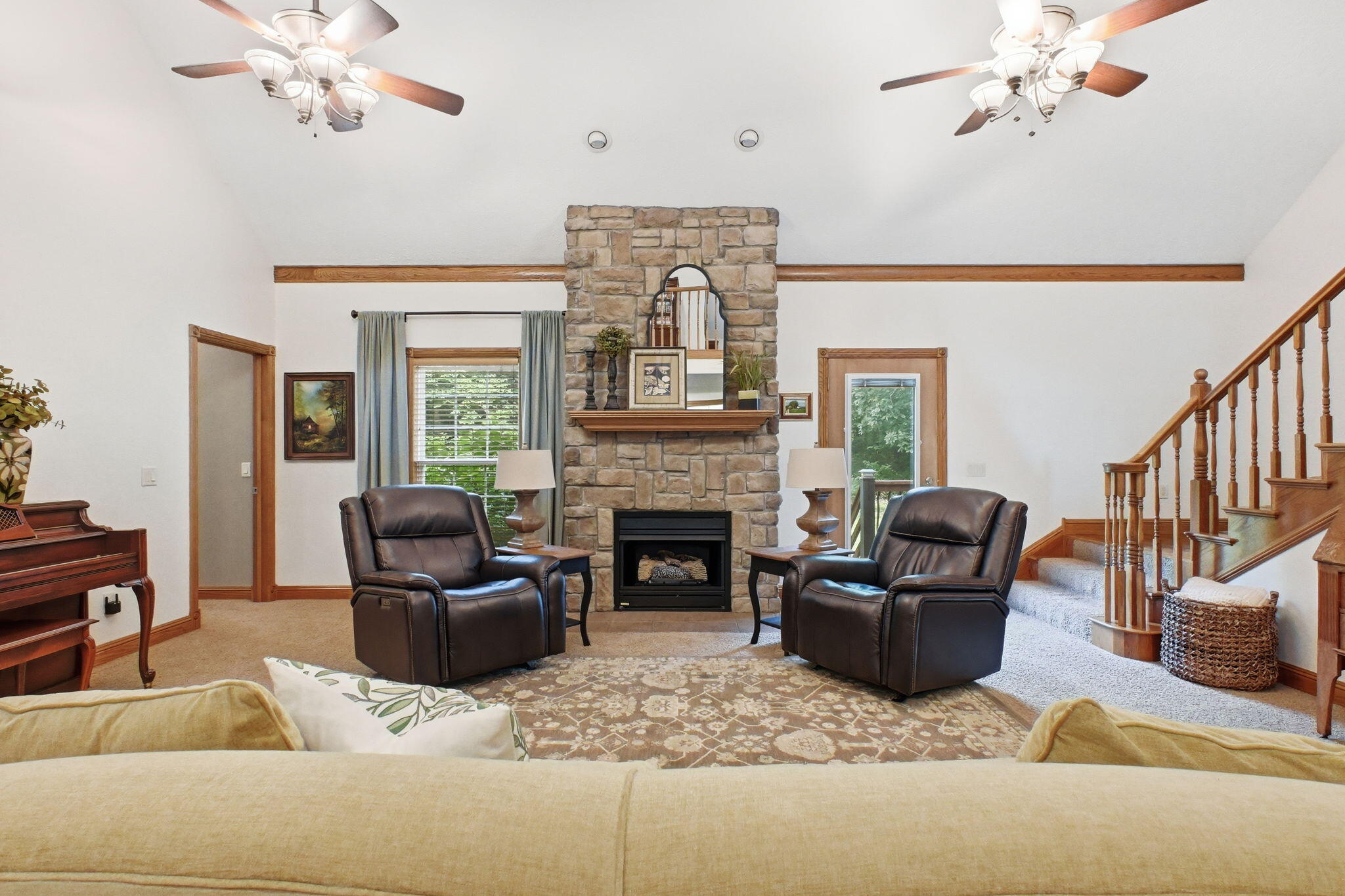 4241 South 90th Road Bolivar, MO 65613 - Photo 13 of 86 13 - formal living room