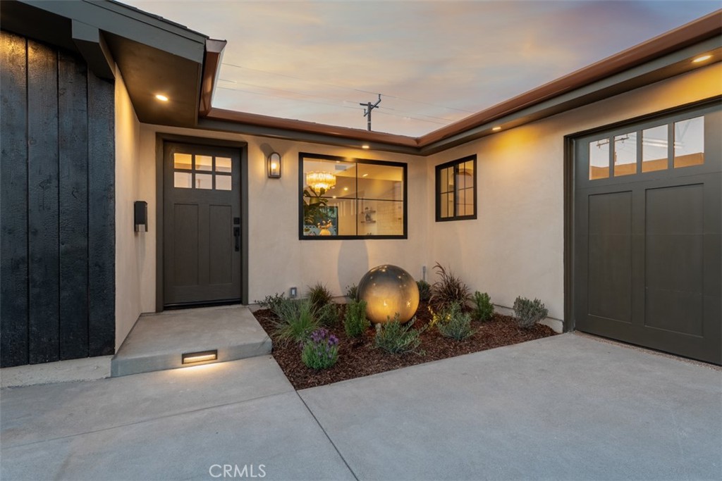236 Wake Forest Road Costa Mesa, CA 92626 - Photo 4 of 73