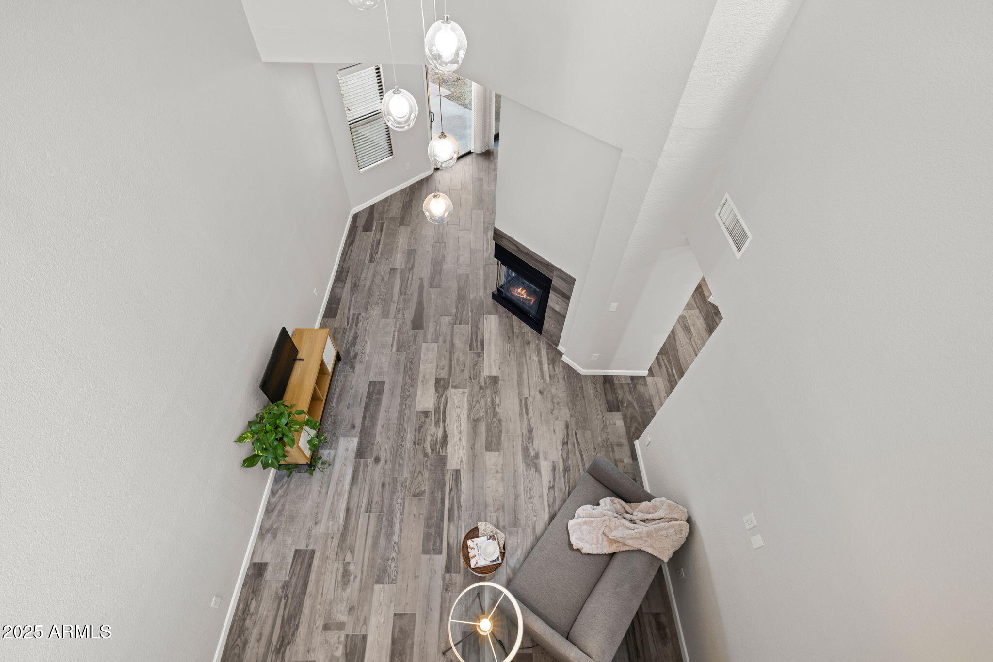 1060 East Louis Way Tempe, AZ 85284 - Photo 16 of 38 Pretty perch + more great lighting