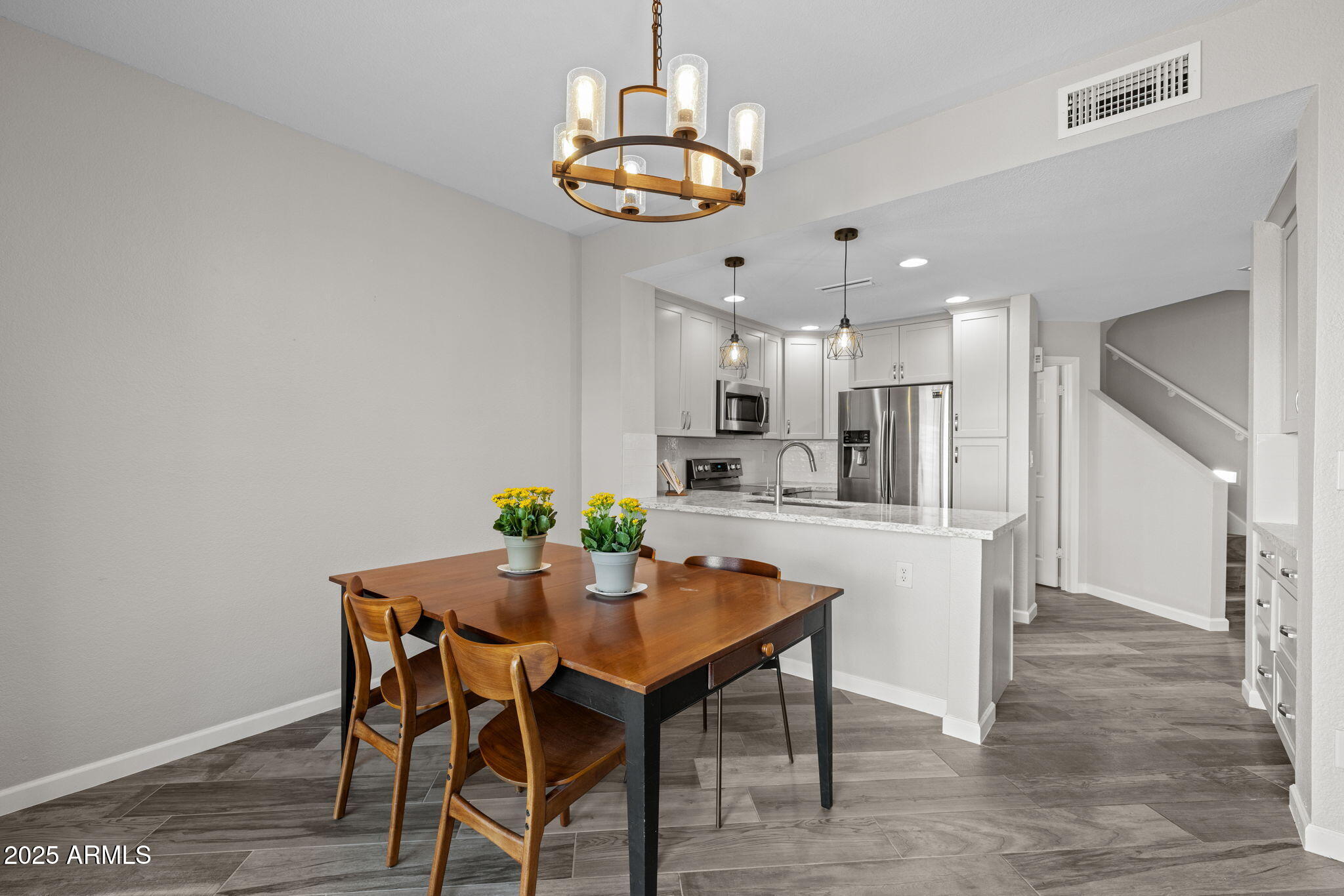 1060 East Louis Way Tempe, AZ 85284 - Photo 6 of 38 Plenty of space to expand that table!