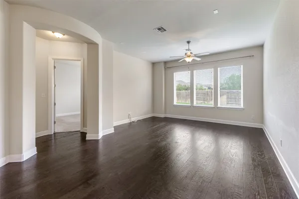 $2,600 | 3043 Hidalgo Loop, Round Rock, TX 78665