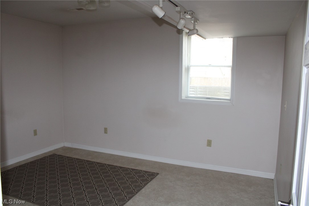 870 Maple Road Southwest Dellroy, OH 44620 - Photo 24 of 28