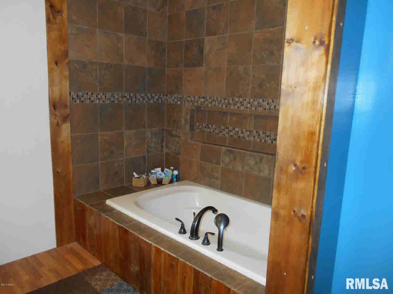 1108 North Co Road Rinard, IL 62878 - Photo 16 of 31