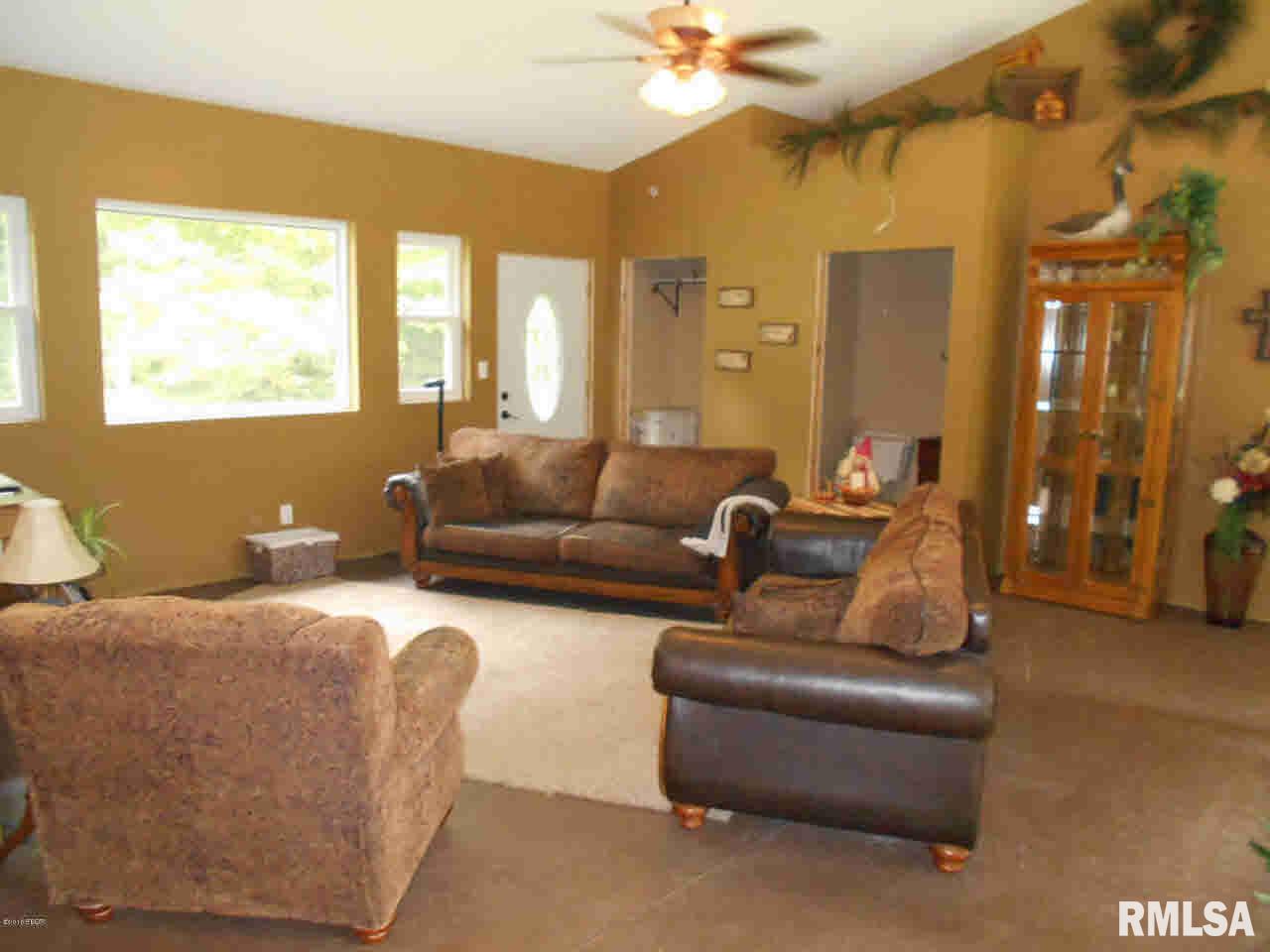 1108 North Co Road Rinard, IL 62878 - Photo 9 of 31