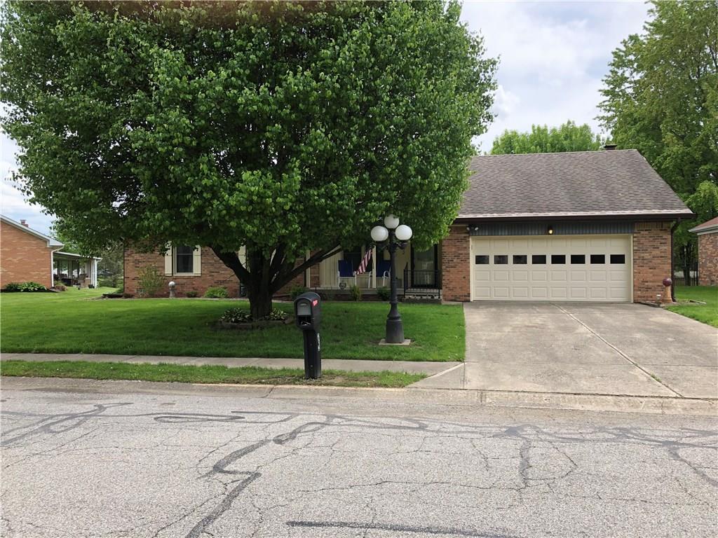 252 Raintree Drive Danville, IN 46122 - Photo 3 of 26 Gallery Image 3