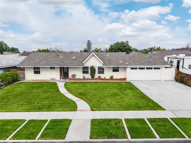 $1,500,000 | 1119 East Cumberland Road, Orange, CA 92865