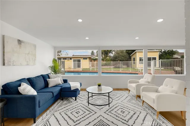 $1,500,000 | 1119 East Cumberland Road, Orange, CA 92865