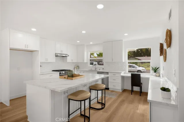 $1,500,000 | 1119 East Cumberland Road, Orange, CA 92865