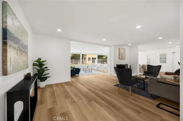 $1,500,000 | 1119 East Cumberland Road, Orange, CA 92865