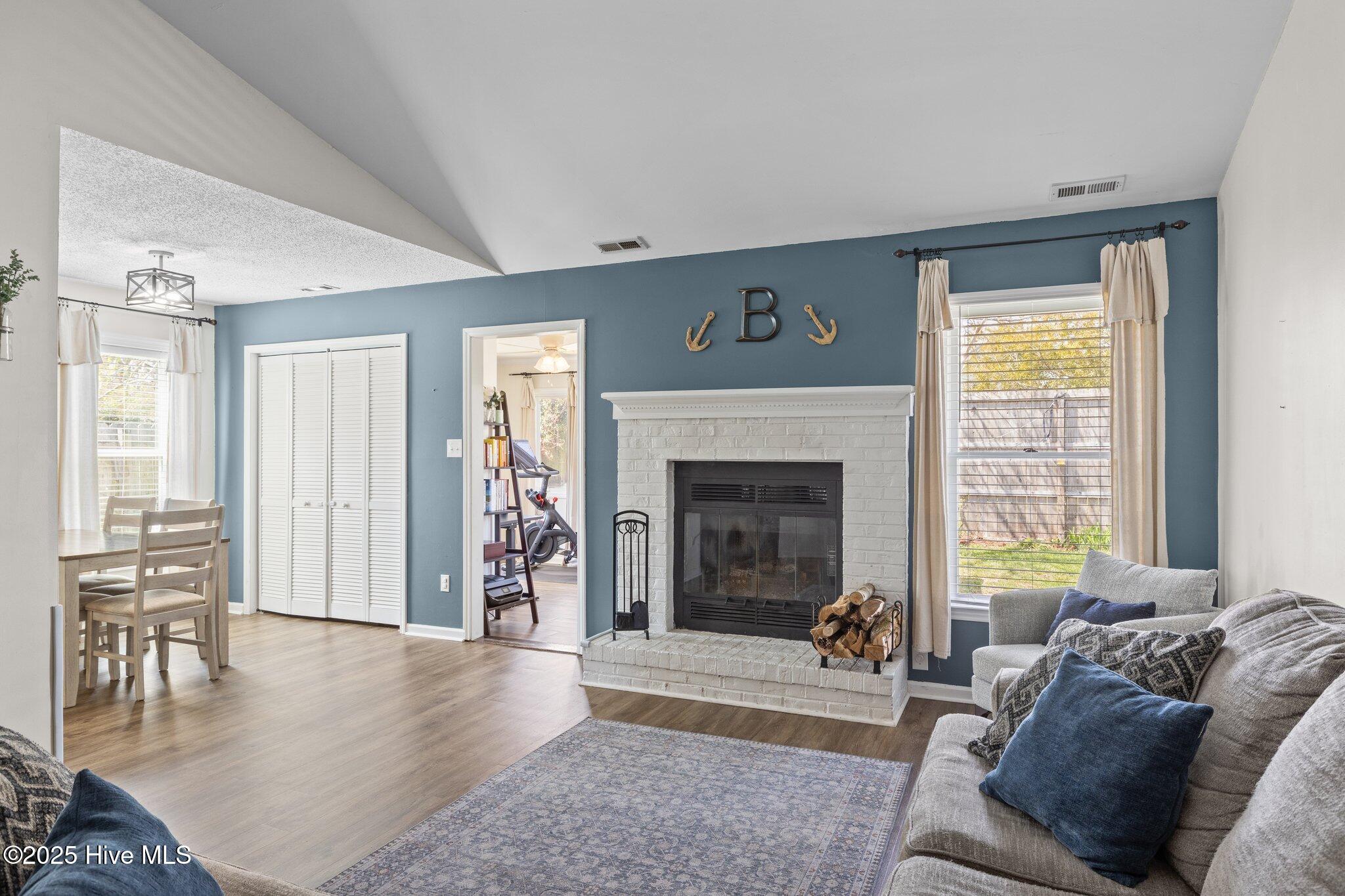 3006 Old Gate Road Morehead City, NC 28557 - Photo 11 of 49 17-web-or-mls-1S3A8422