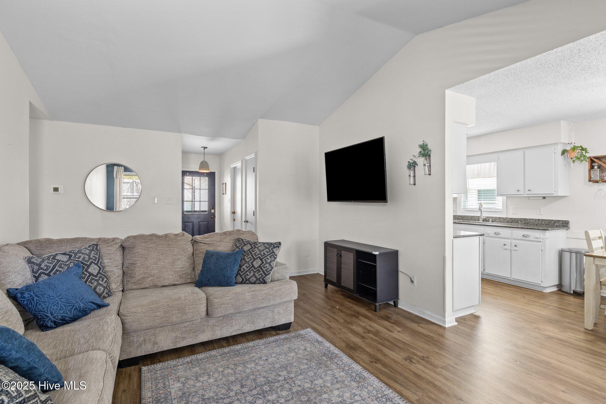 3006 Old Gate Road Morehead City, NC 28557 - Photo 15 of 49 22-web-or-mls-1S3A8455