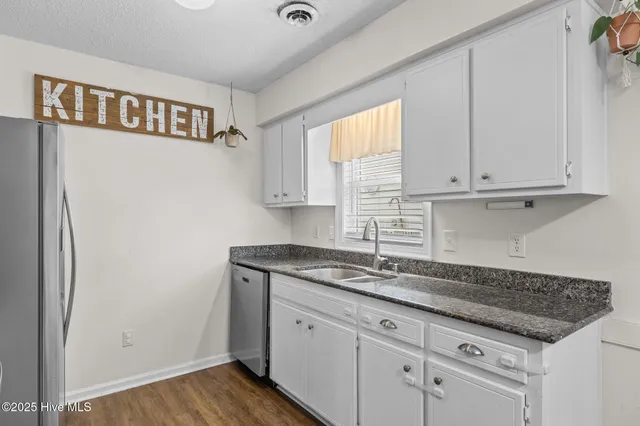 $325,000 | 3006 Old Gate Road, Morehead City, NC 28557