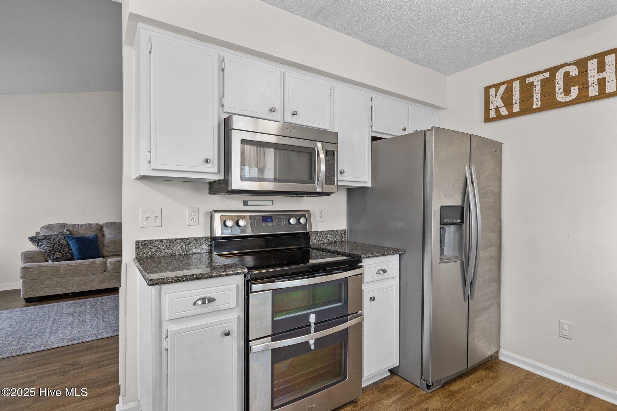 3006 Old Gate Road Morehead City, NC 28557 - Photo 18 of 49 25-web-or-mls-1S3A8473