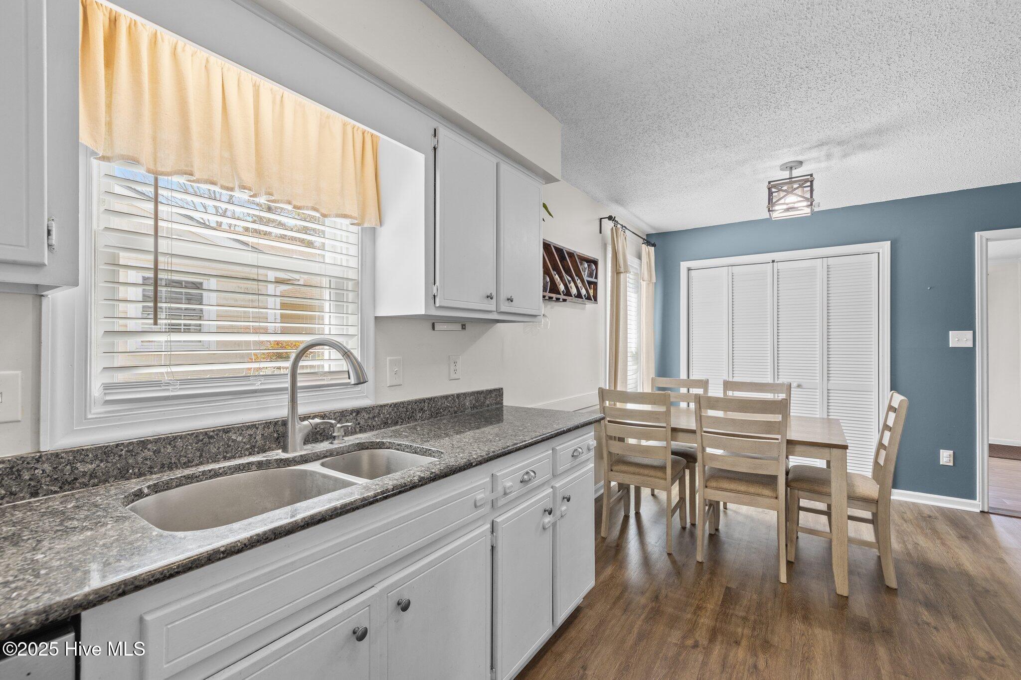 3006 Old Gate Road Morehead City, NC 28557 - Photo 21 of 49 28-web-or-mls-1S3A8488