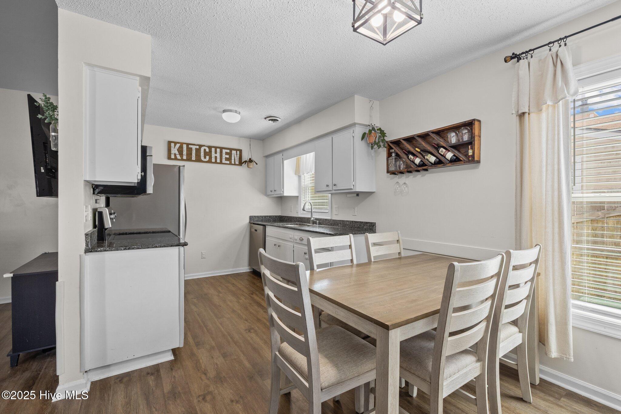 3006 Old Gate Road Morehead City, NC 28557 - Photo 22 of 49 30-web-or-mls-1S3A8503