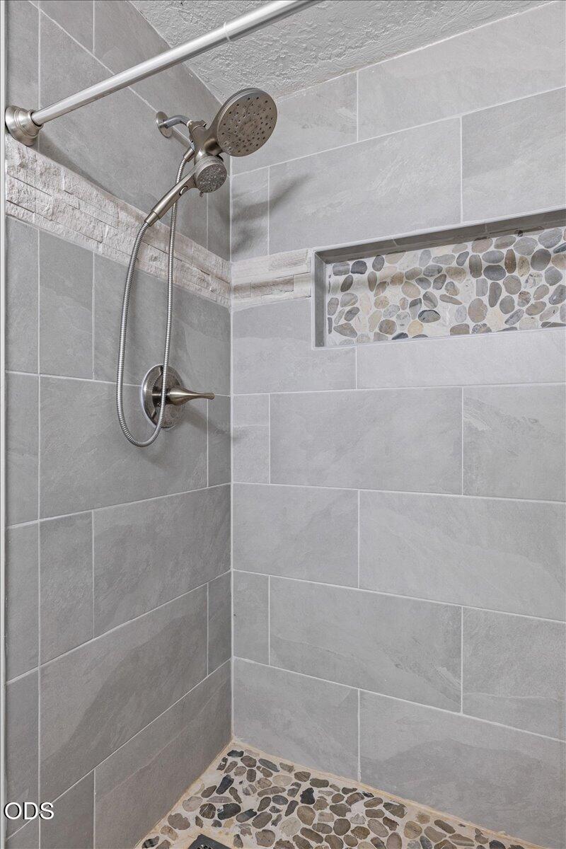 2440 Wren Ridge Drive Eagle Point, OR 97524 - Photo 13 of 35 Gallery Image 13